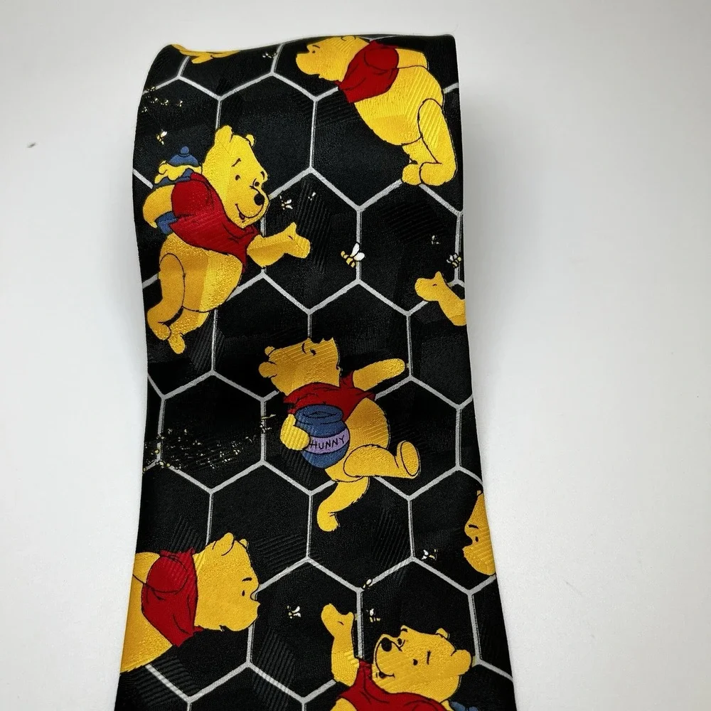 Vintage Exquisite Apparel Disney Winnie The Pooh Tie Honey‎ Comb Bees Korea